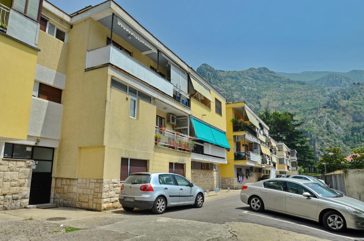 Apartment Oaza Kotor Buitenkant foto