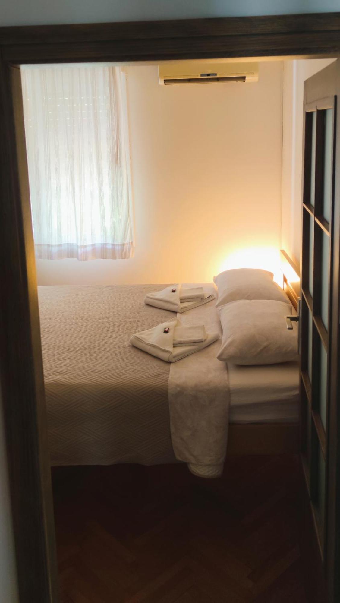 Apartment Oaza Kotor Buitenkant foto